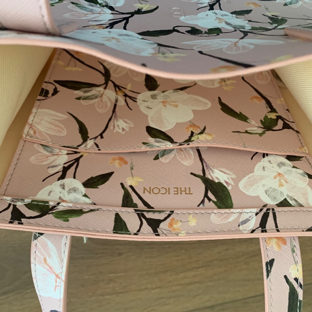 Ted Baker London The Icon Pink Floral Tote - NWT - Picture 6 of 7